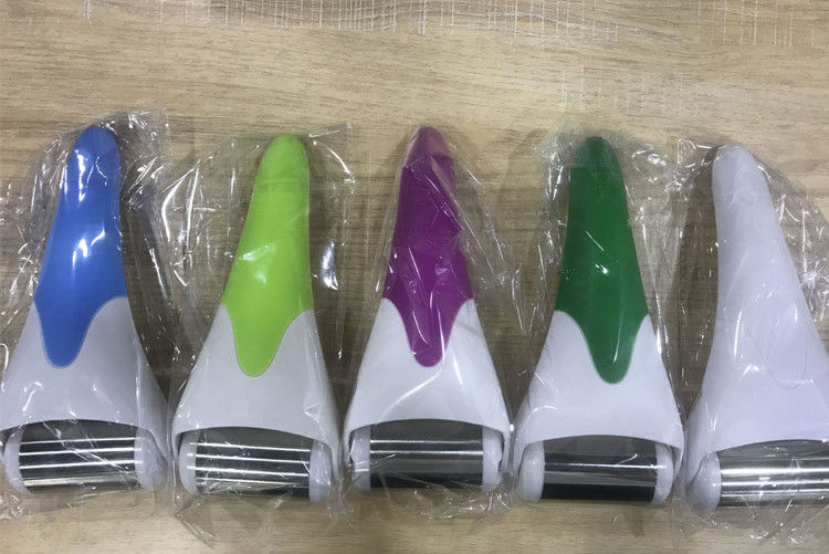 Sistema de rodadura Derma Roller de levantamiento de cara Roller de hielo de Corea con servicio de etiqueta Sí