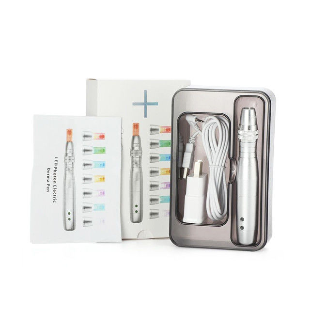 Color de cuerpo plateado 7 Color LED Foton Eléctrico Derma Pen para la función de rejuvenecimiento de la piel