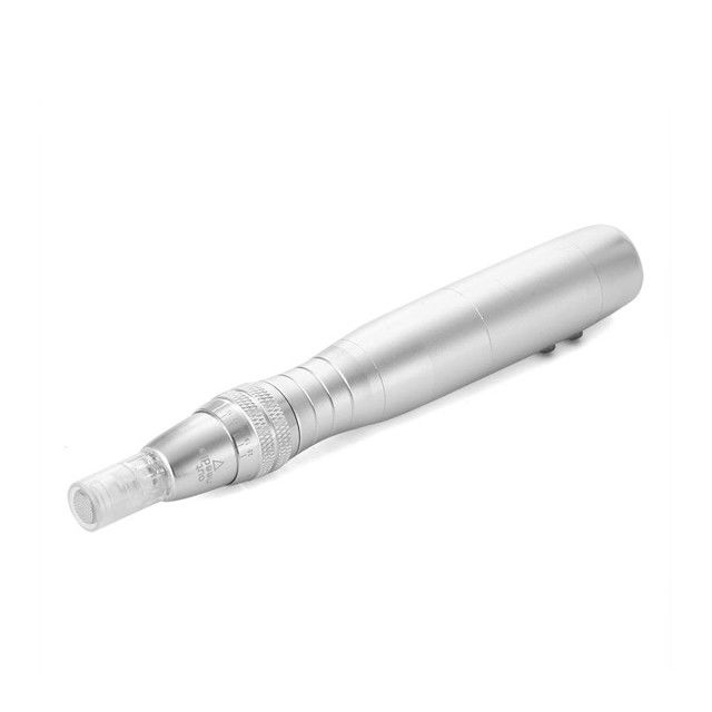 Color de cuerpo plateado 7 Color LED Foton Eléctrico Derma Pen para la función de rejuvenecimiento de la piel