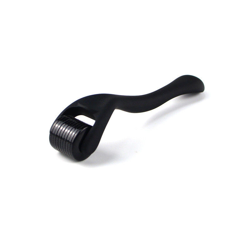 Negro mate 540 agujas de titanio 0.5mm Barba de cabello Derma Rodillo de agujas Dermaroller 2022